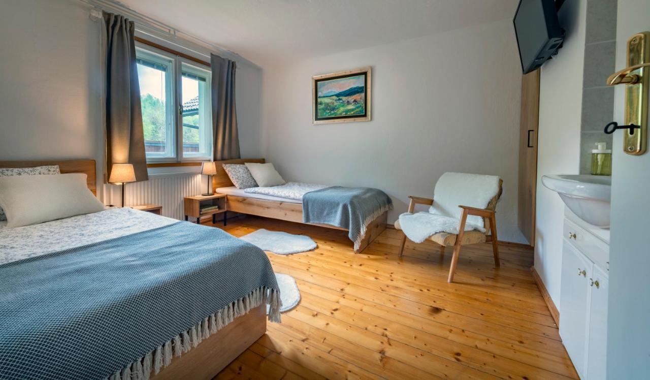 Apartma In Sobe Pr'Objan 보히니 외부 사진