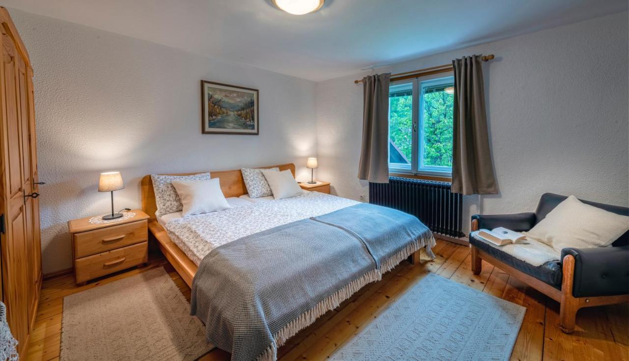 Apartma In Sobe Pr'Objan 보히니 외부 사진