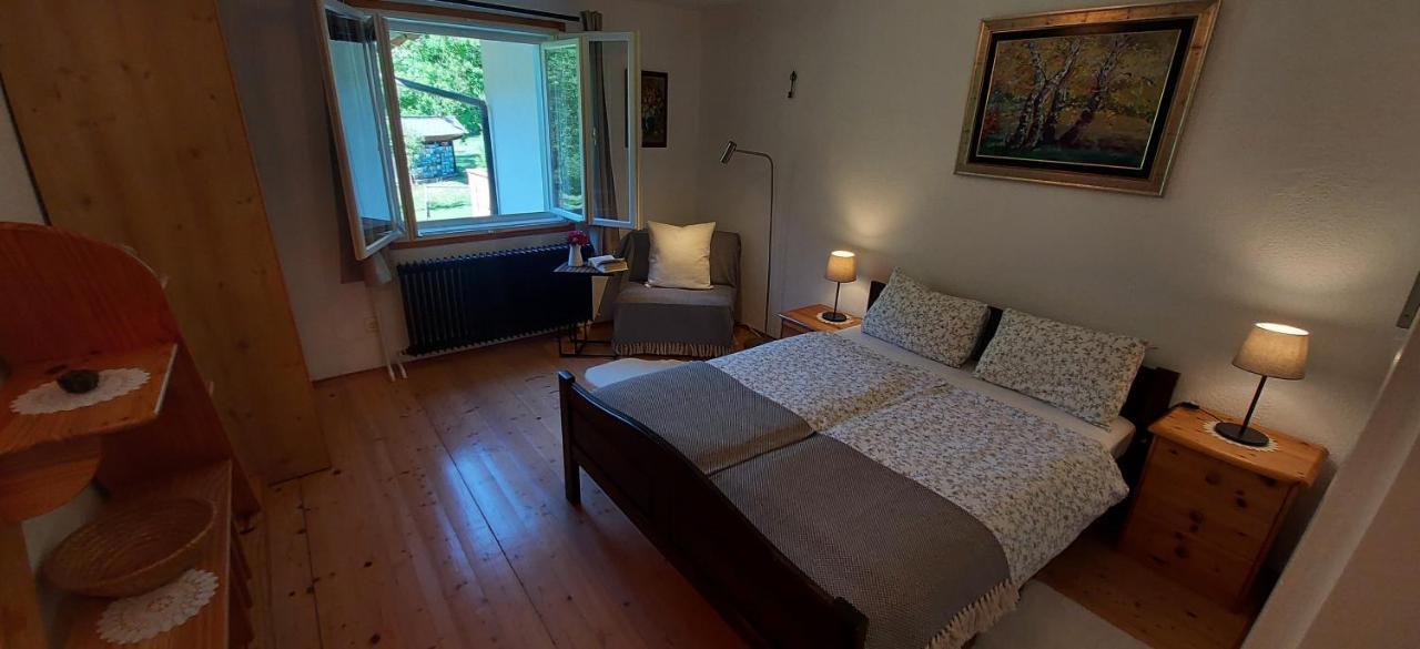 Apartma In Sobe Pr'Objan 보히니 외부 사진