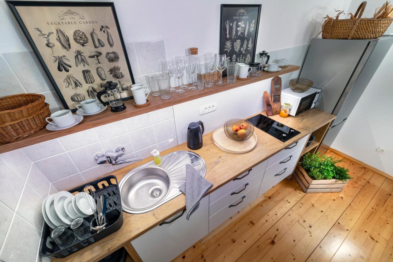 Apartma In Sobe Pr'Objan 보히니 외부 사진